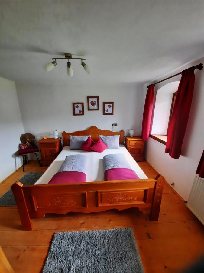 Ferienhaus Annelies Breitenbach am Inn Esterno foto